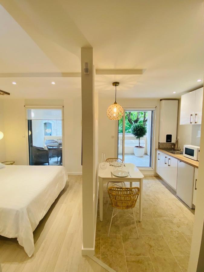 Feel@Home Nemausus « Le 11 » Nîmes Kültér fotó